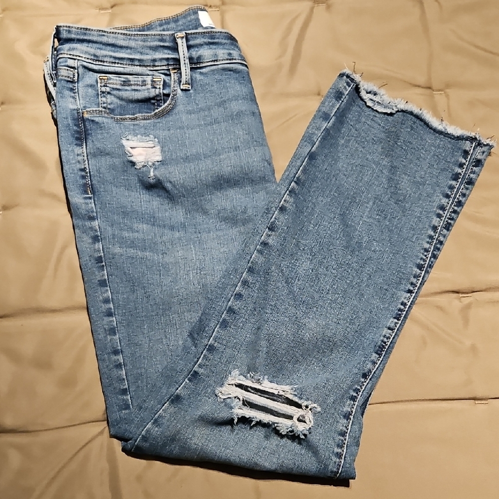 DENIZEN FROM LEVIS HIGH RISE ANKLE STRAIGHT LEG JEANS SIZE 12